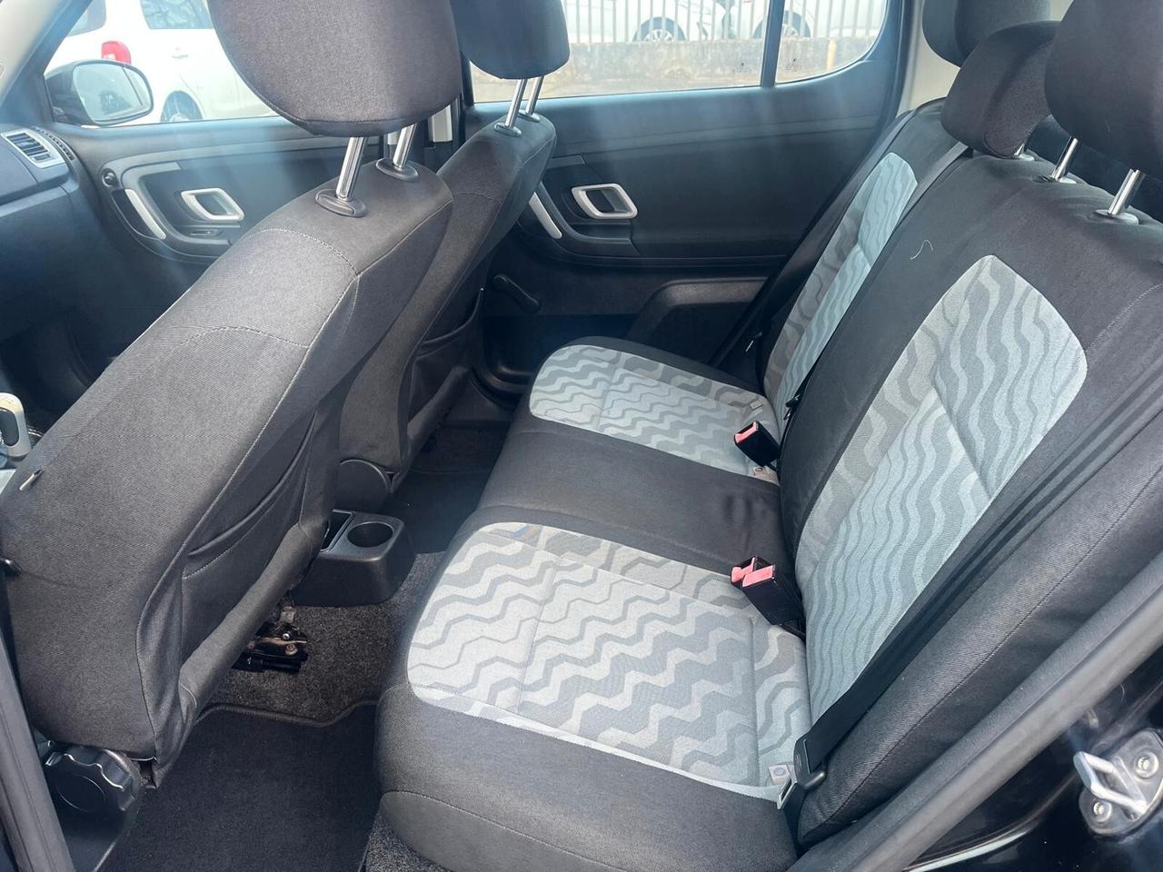 Skoda Fabia 1.2 12V 70CV 5p. Style