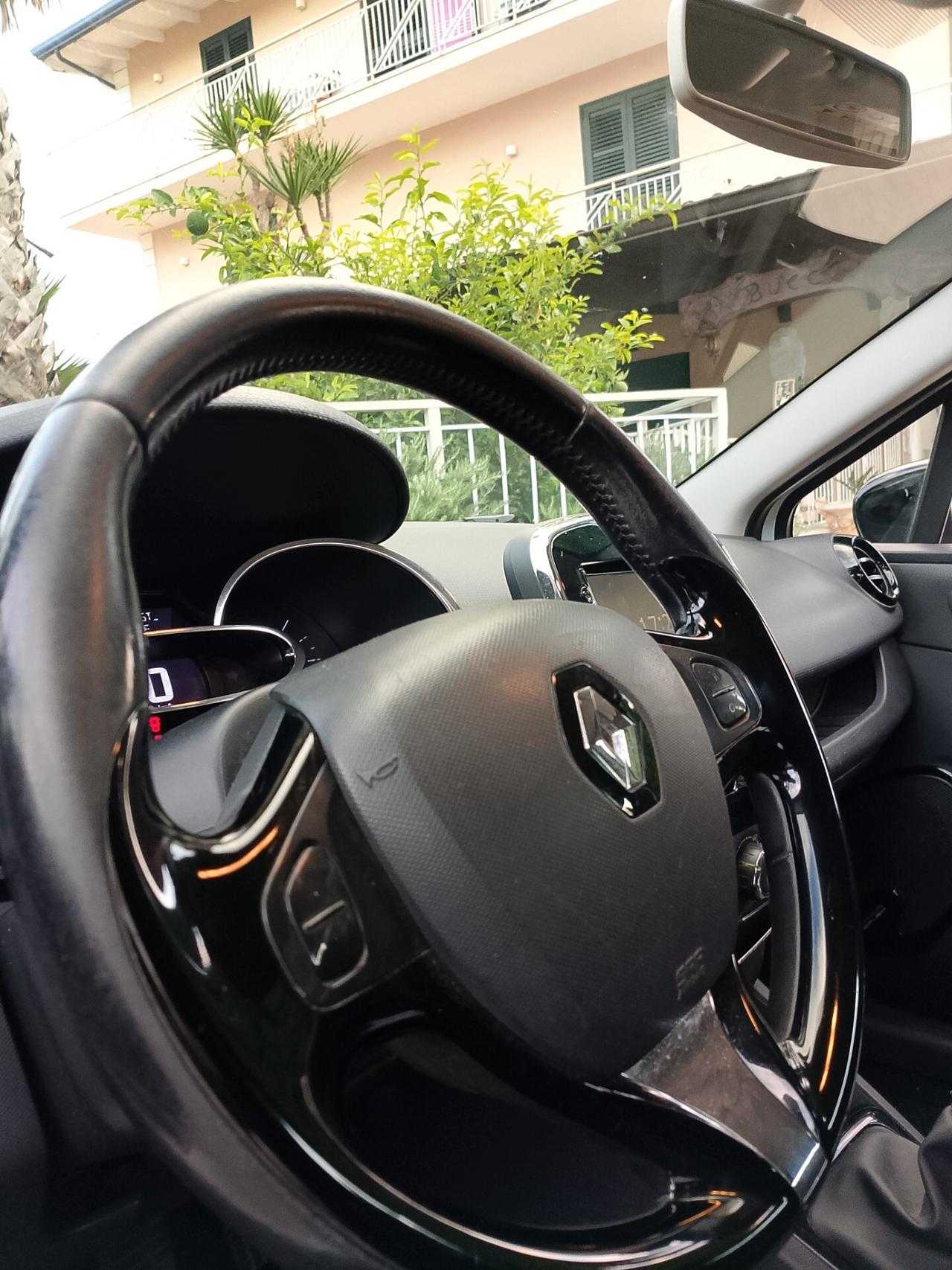 Renault Clio 1.5 dCi 8V 75CV 5 porte Wave