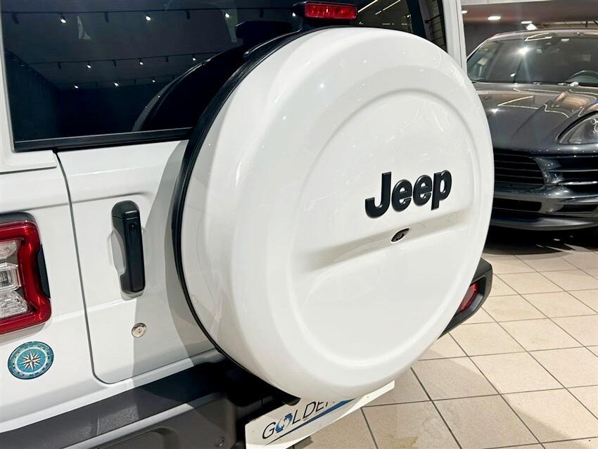 Jeep Wrangler 2.2 Mjt II Sahara