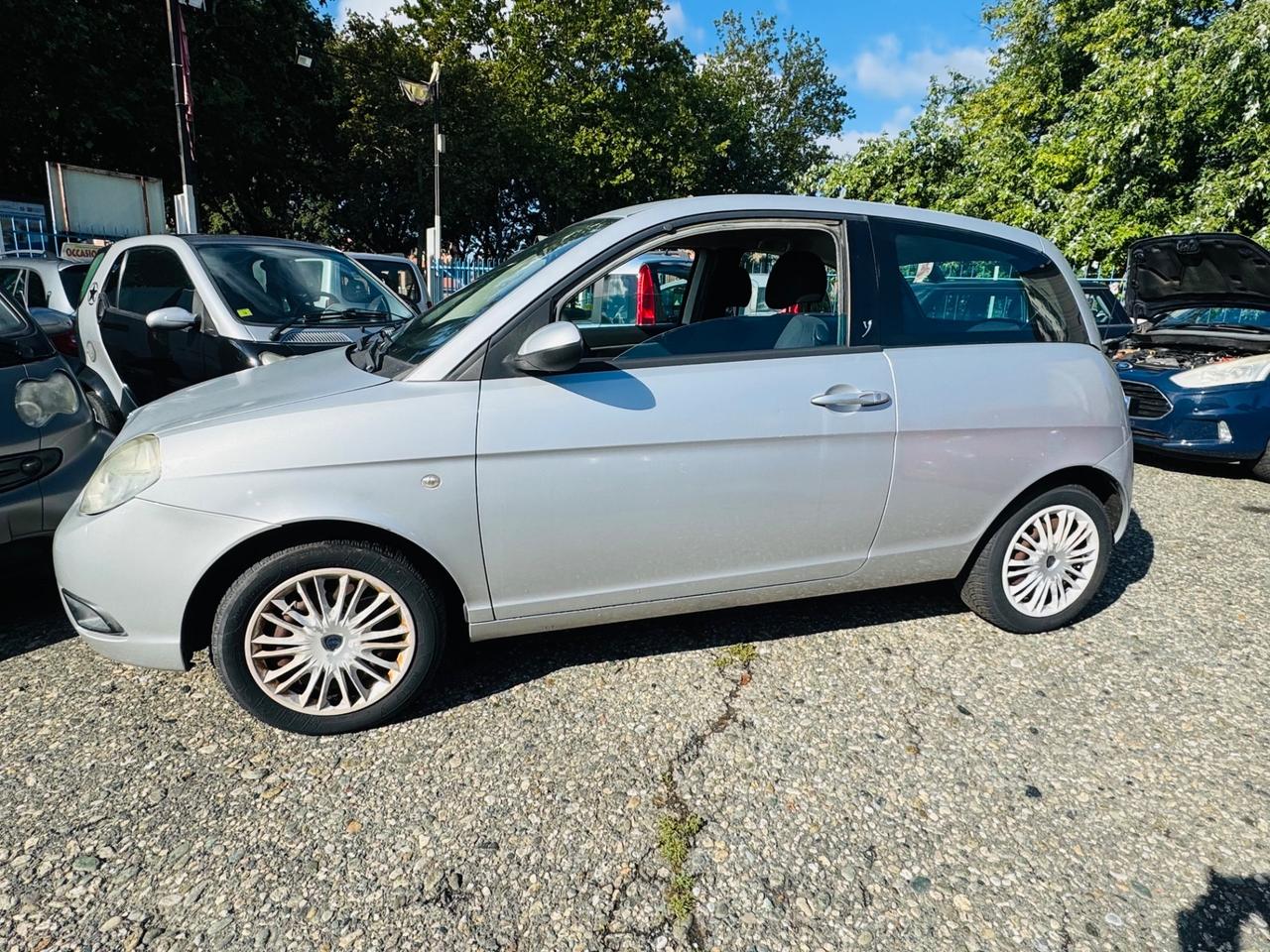 Lancia Ypsilon 1.2 Benz 44KW 60CV Oro