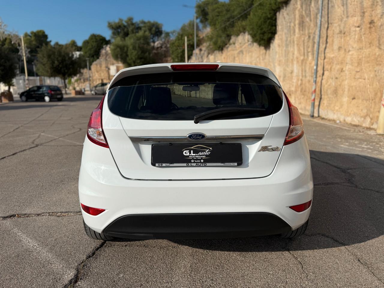 Ford Fiesta TITANIUM/1.6 95CV/LED/CERCHI 16"