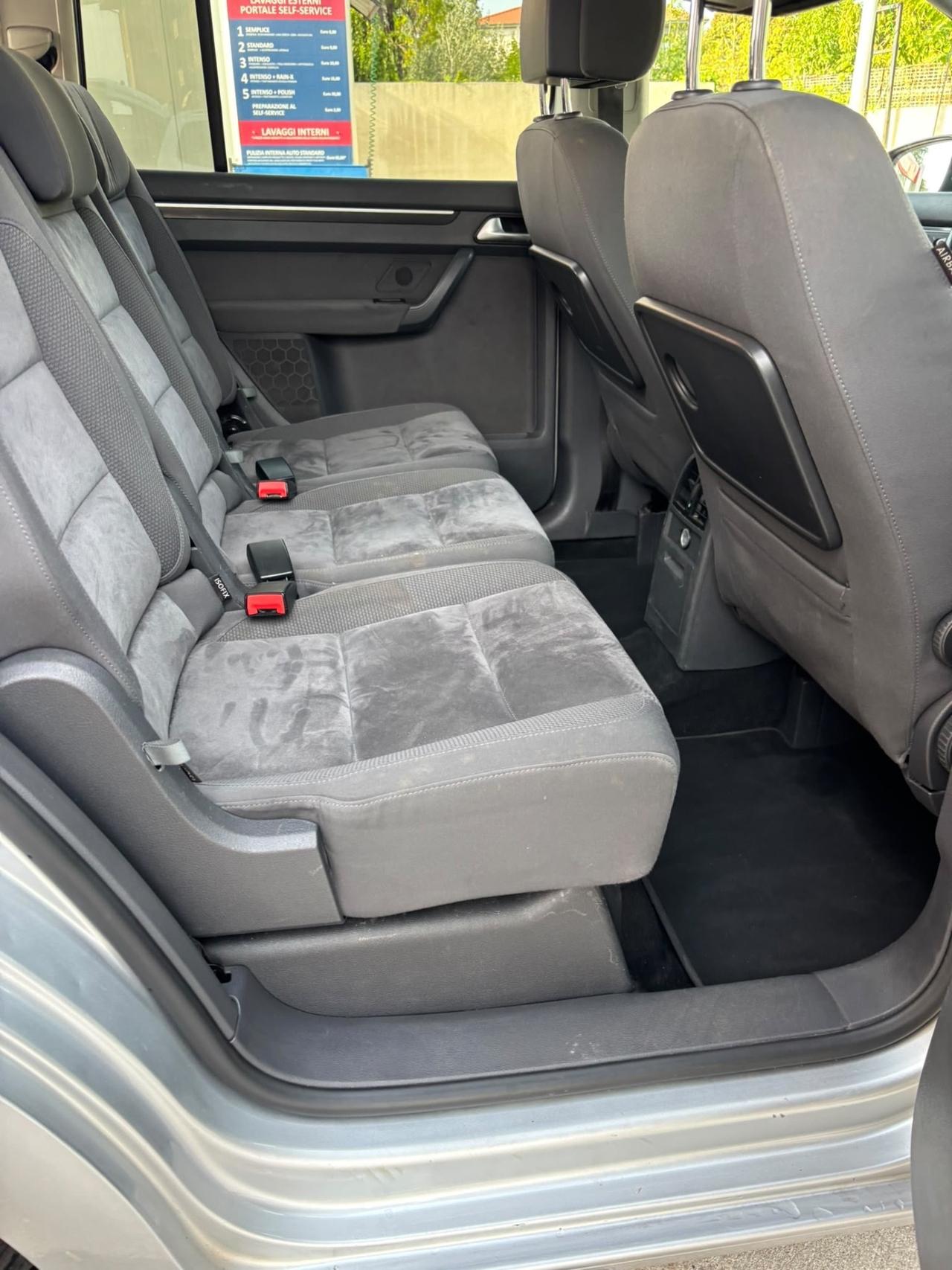 Volkswagen Touran 2.0 TDI 140 CV DSG Highline
