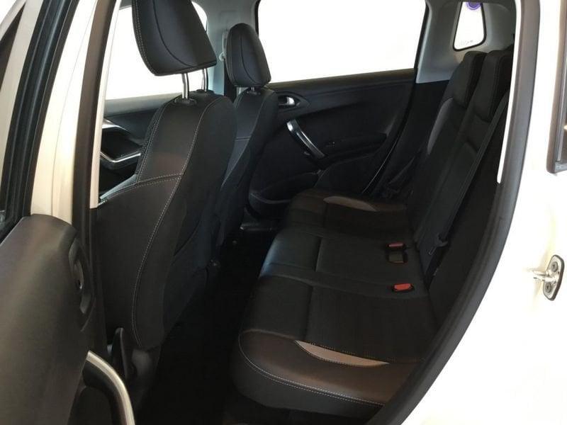 Peugeot 2008 BlueHDi 100 Allure