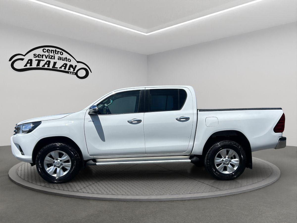 TOYOTA - Hilux - 2.4 d-4d 4x4 EXECUTIVE TELECAMERA + iva