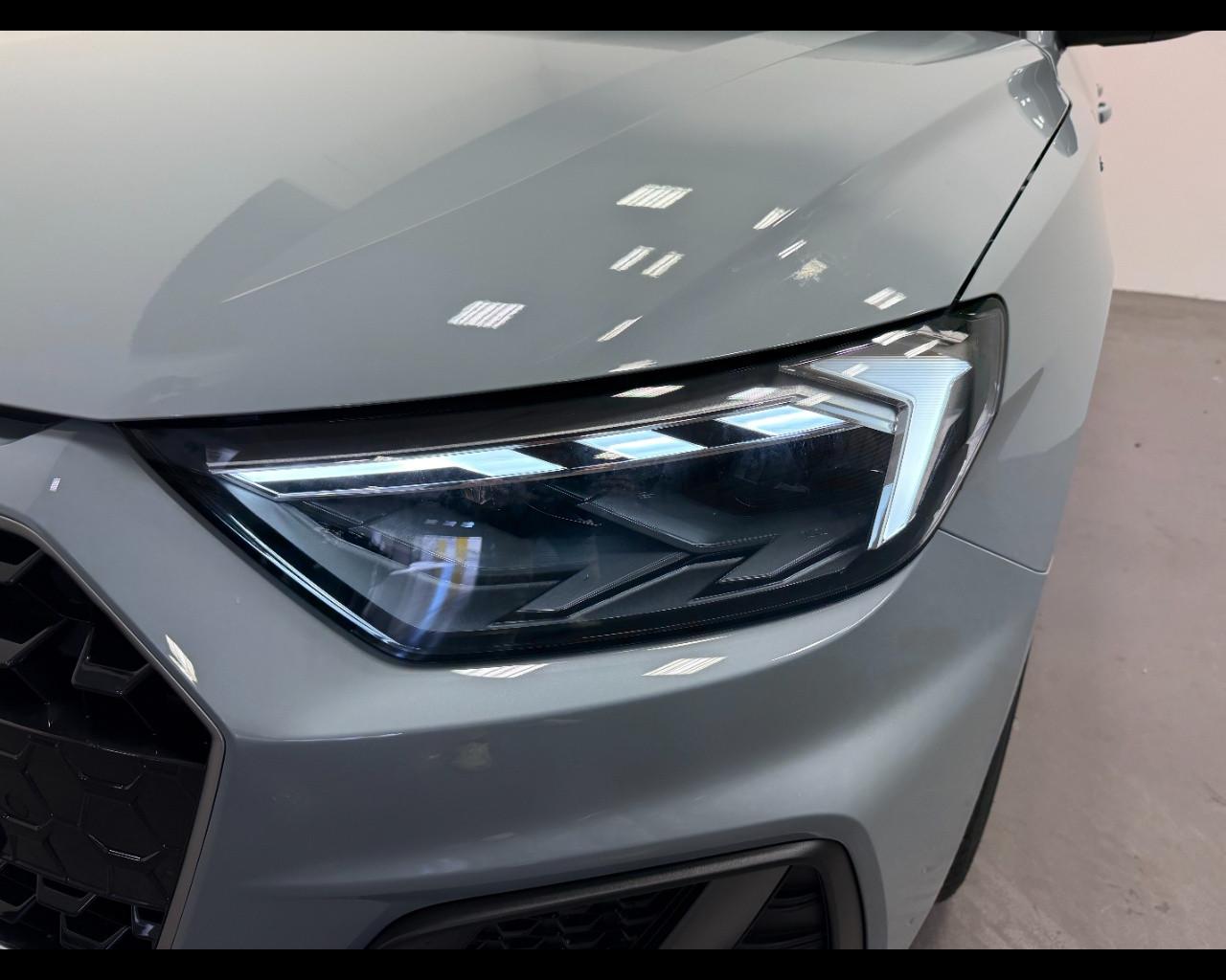 AUDI A1 SPORTBACK 30 TFSI S-TRONIC S LINE EDITION