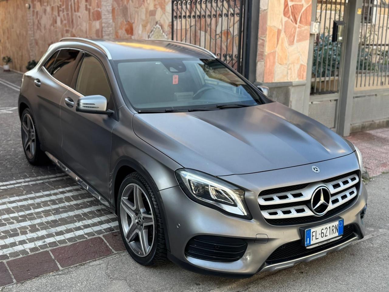Mercedes-benz GLA 200 d Automatic Premium