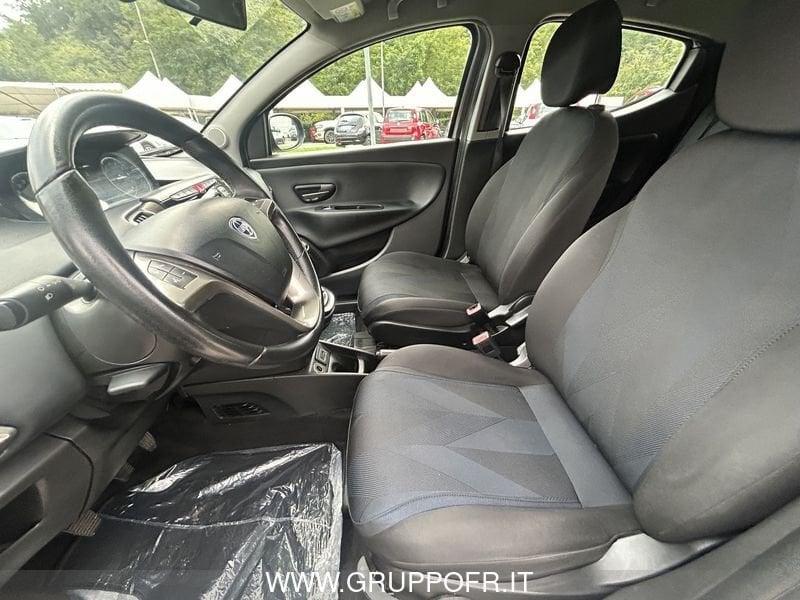 Lancia Ypsilon Ypsilon 0.9 TwinAir 85 CV 5 porte Metano Ecochic Gold