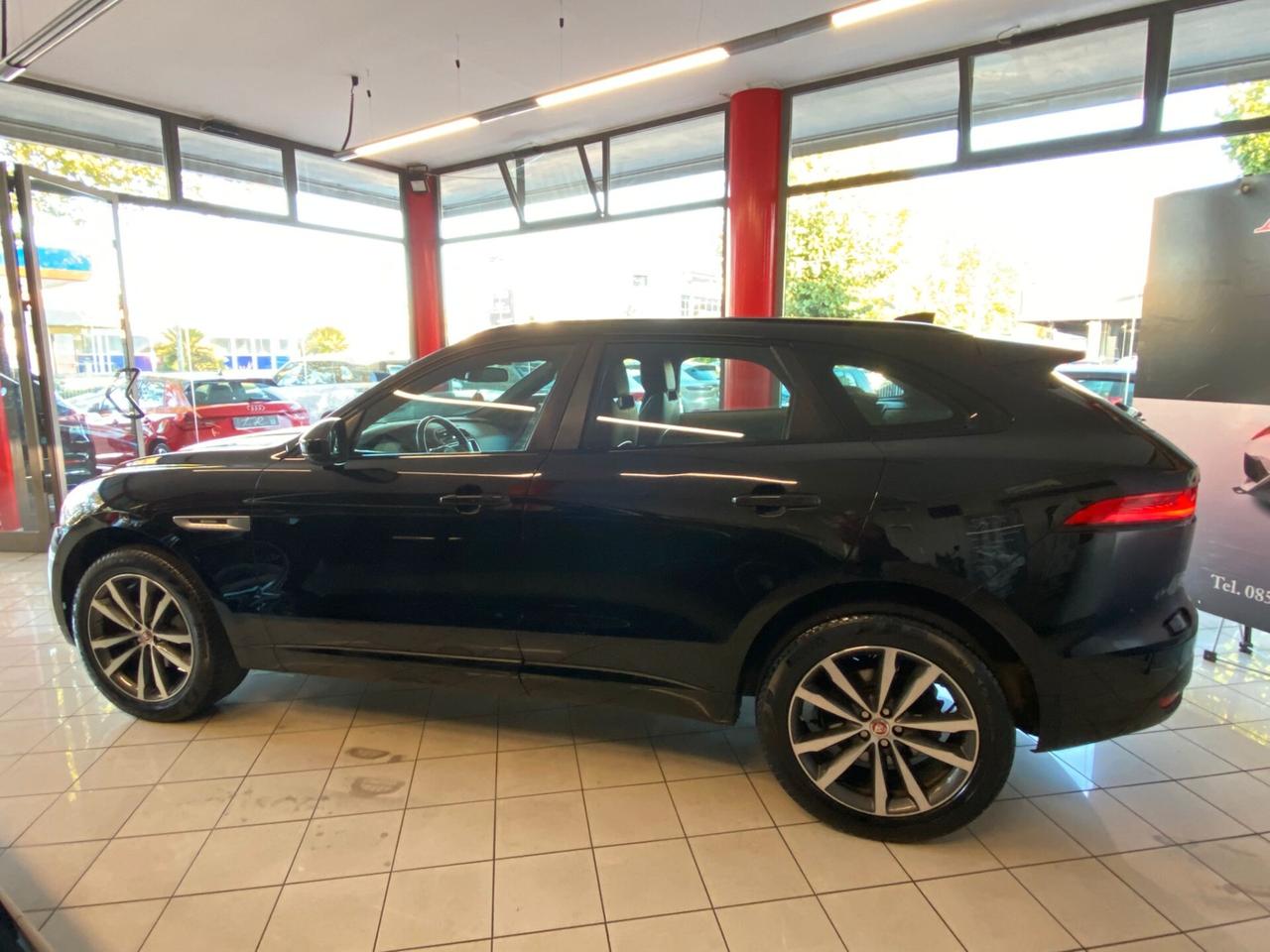 Jaguar F-Pace 2.0 D 180 CV R-Sport