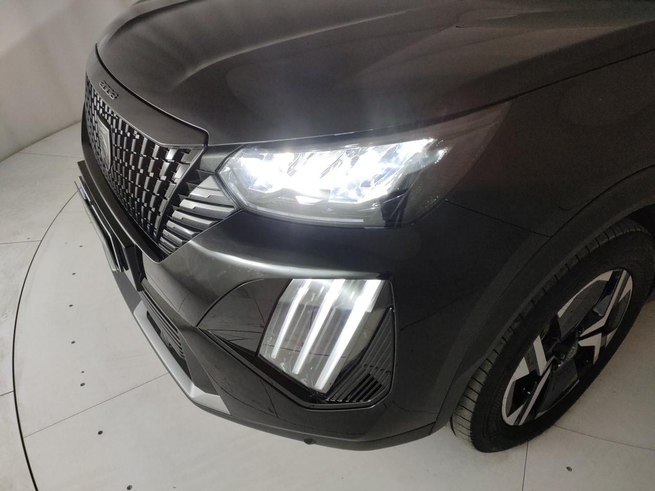 PEUGEOT 2008 1.2 puretech Allure s&s 130cv eat8