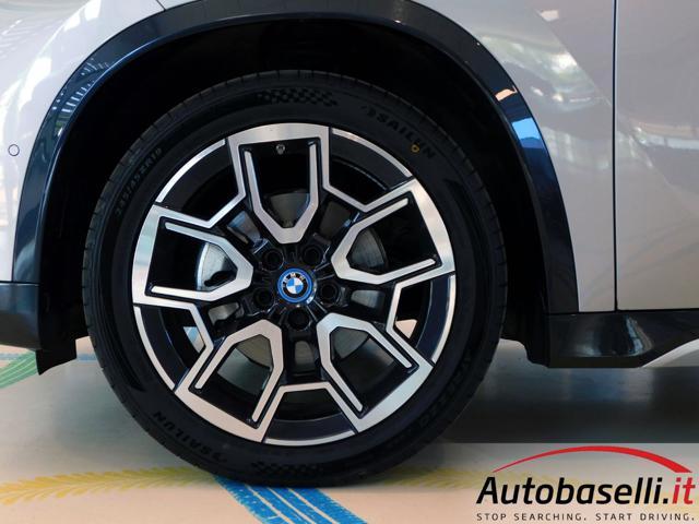 BMW iX1 EDRIVE 20 X-LINE 204CV, IVA ESPOSTA, UNICO PROP