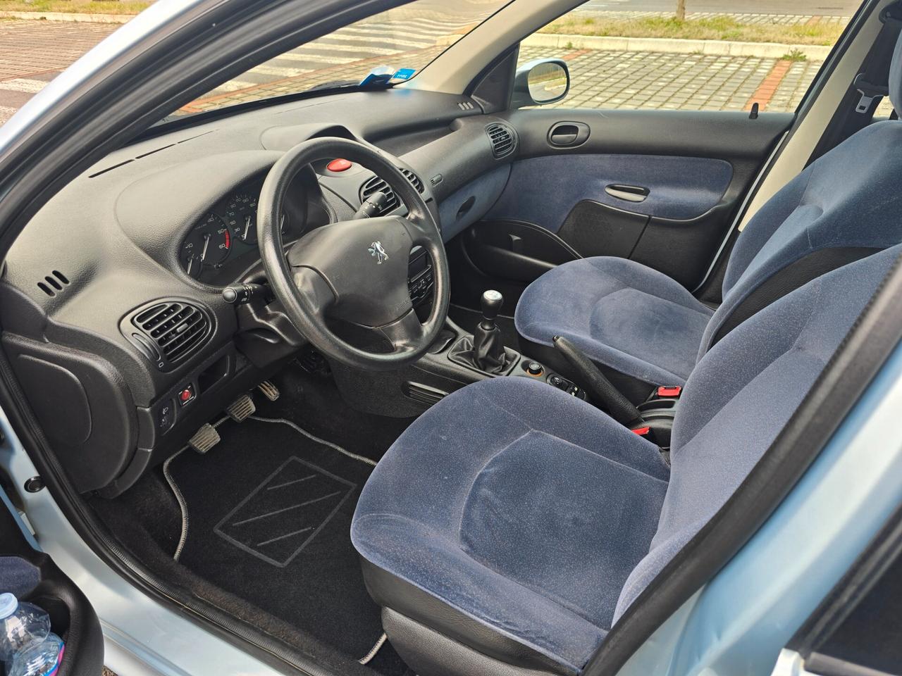 Peugeot 206 1.4 Benzina NEOPATENTATI