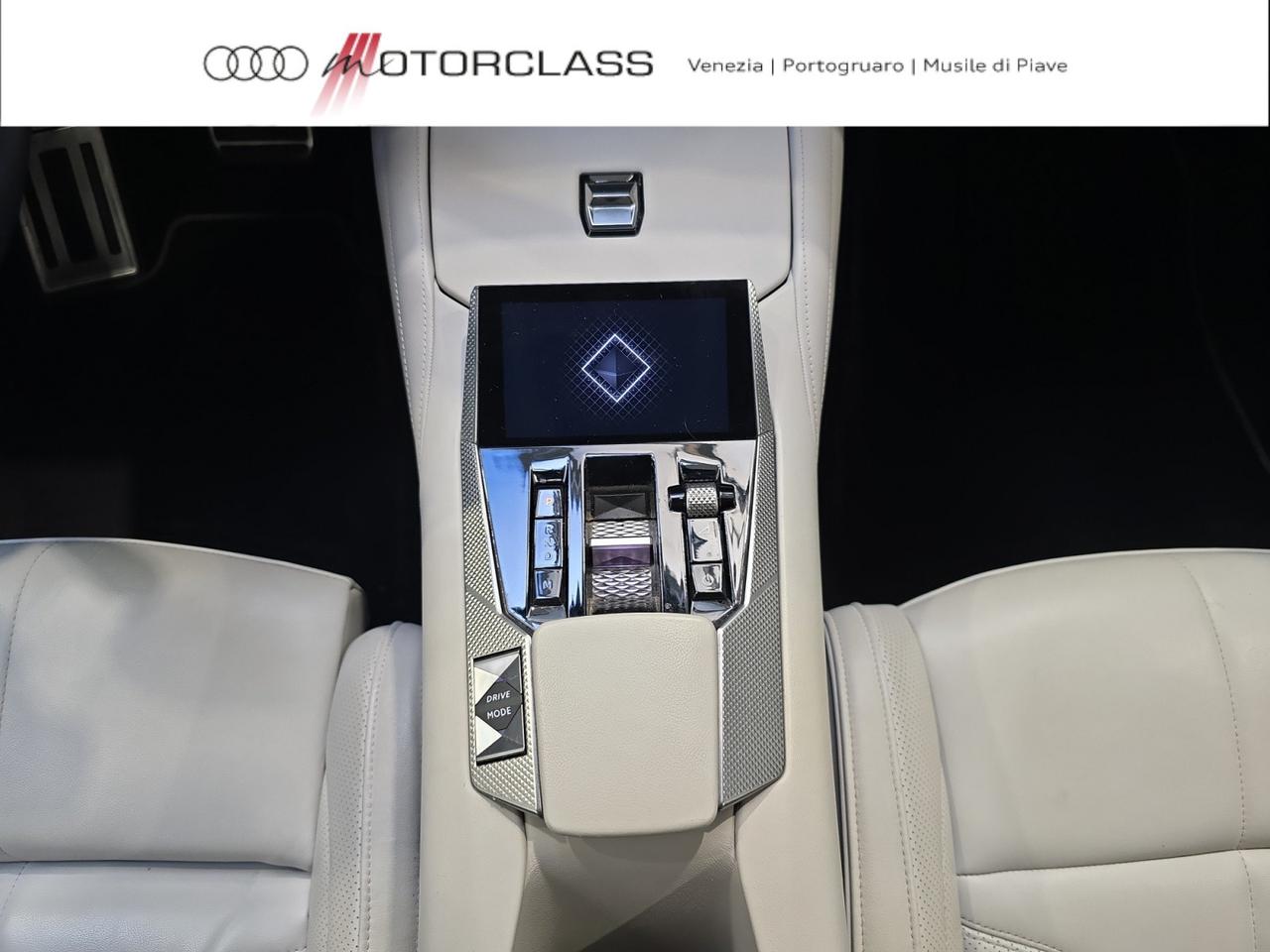 DS DS 4 Crossback 1.5 bluehdi trocadero auto