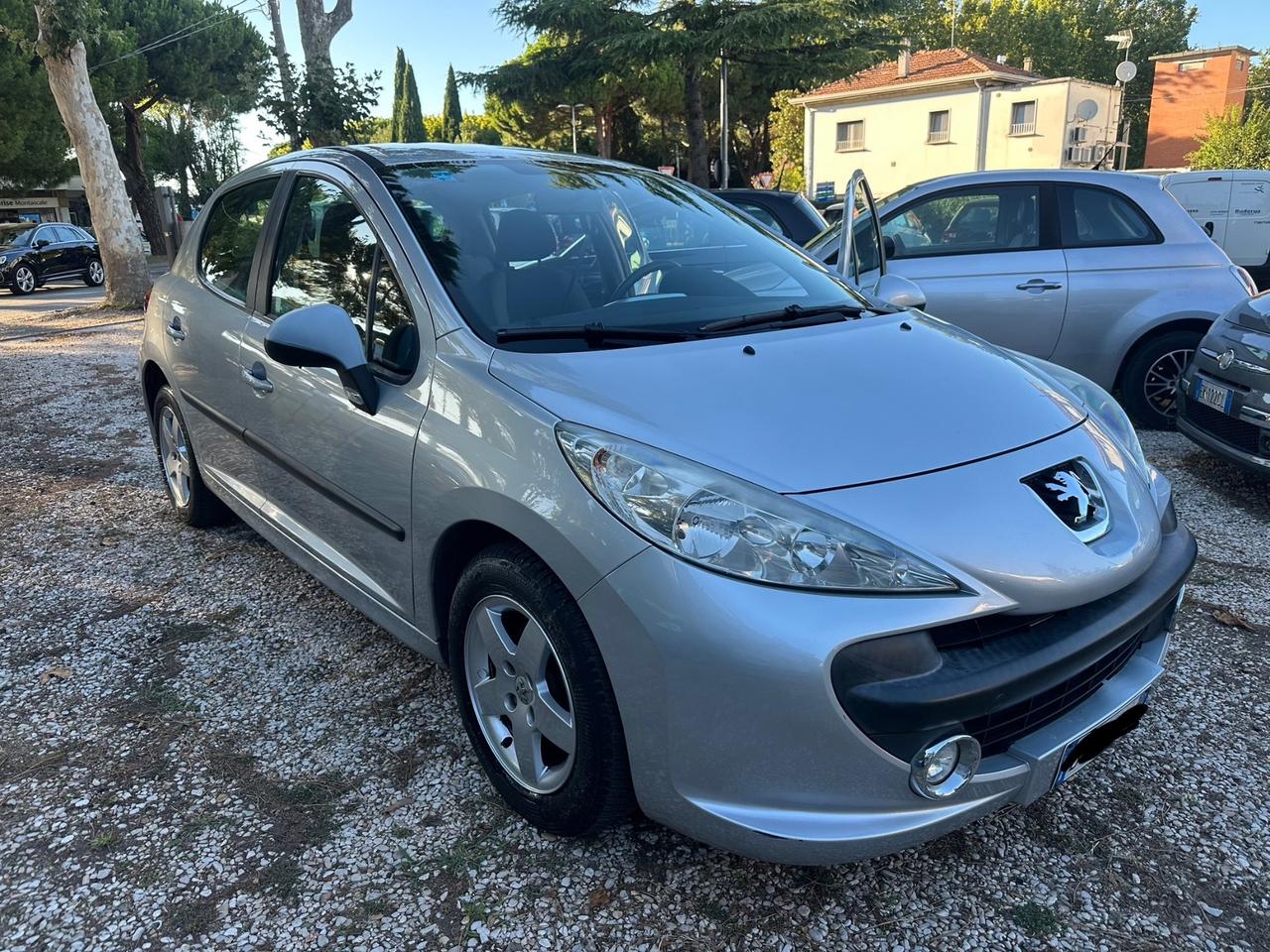 Peugeot 207 1.4 8V 75CV 5p. X Line ECO GPL