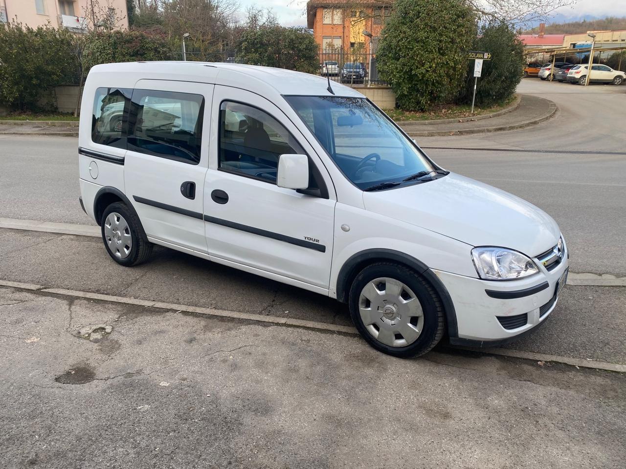 Opel Combo 1.3 CDTI 75CV 5p. Tour Arizona