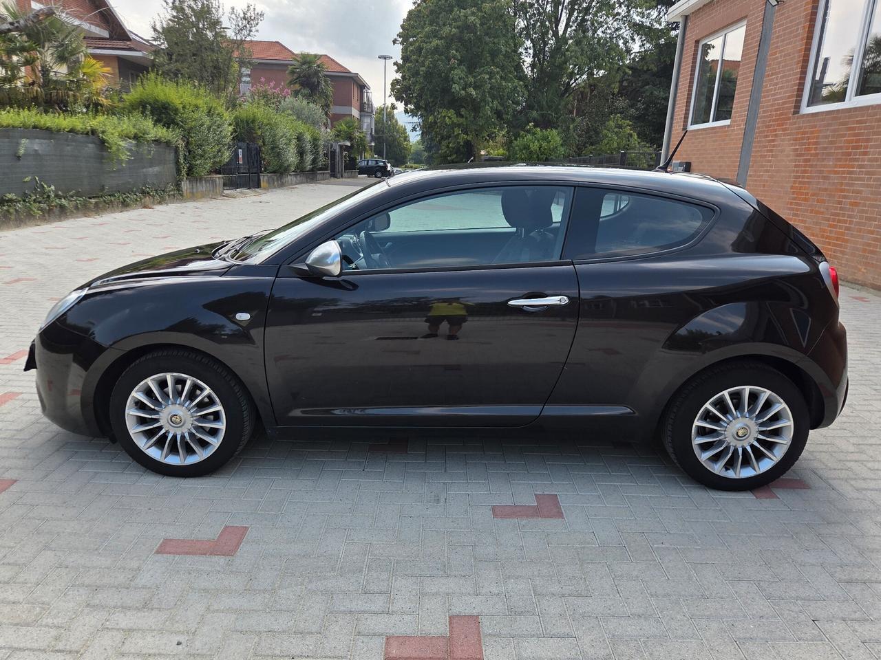Alfa Romeo MiTo 1.4 T 120 CV GPL Distinctive