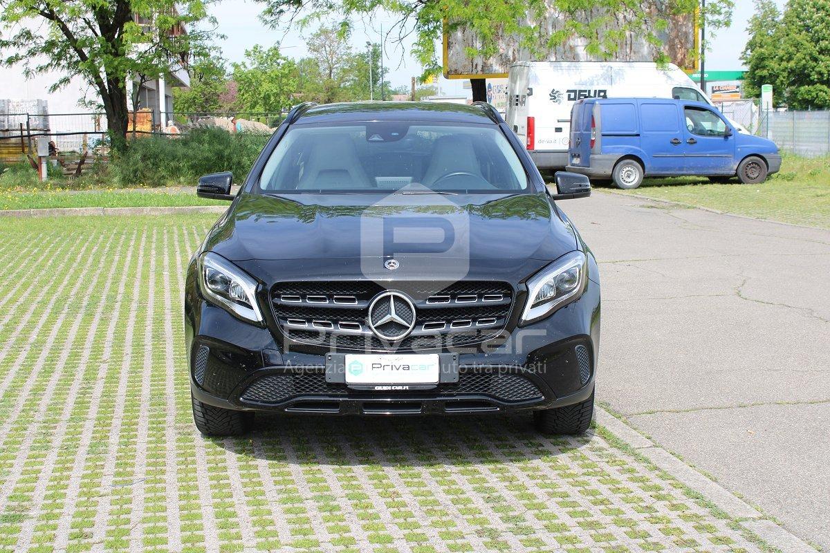 MERCEDES GLA 180 Sport