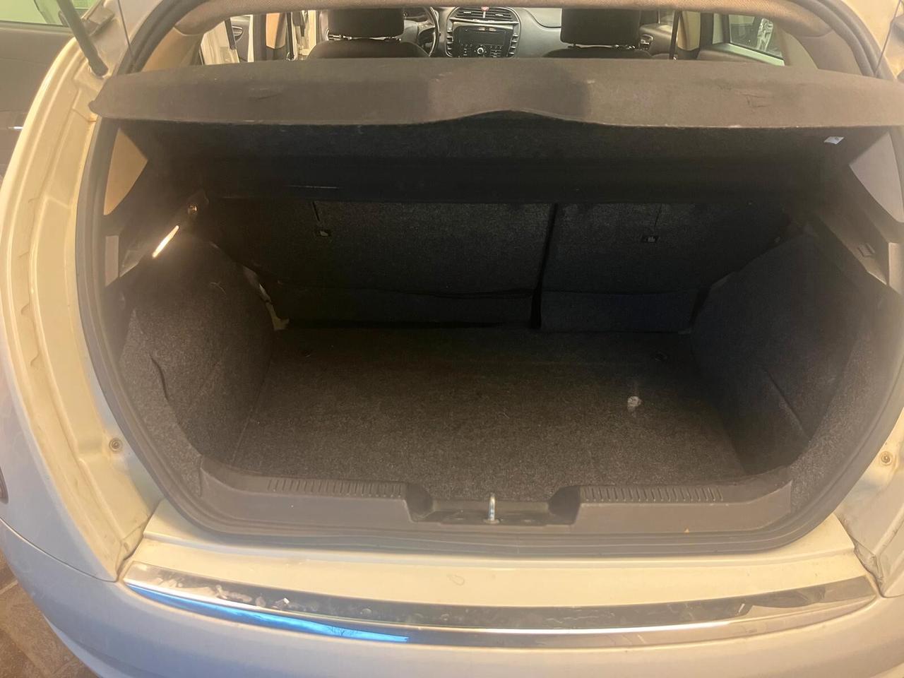 Lancia Delta 1.6 MJT DPF Gold