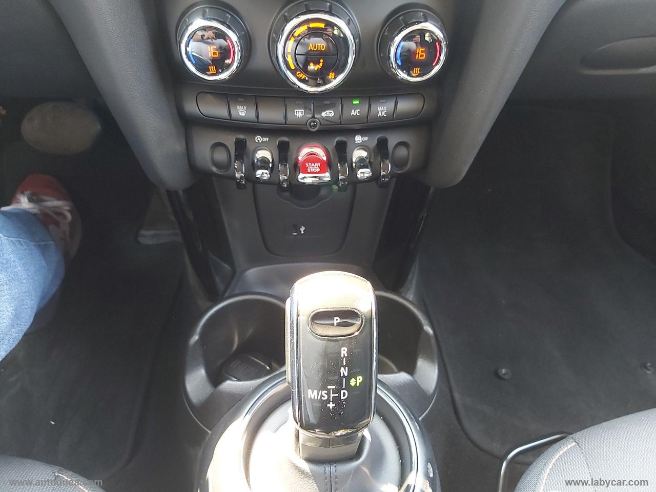 MINI Cooper D 5 porte CAMBIO AUT. NO VINCOLI