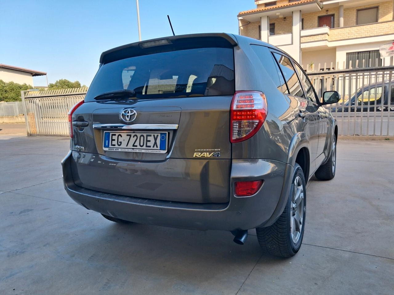 TOYOTA Rav4 Crossover 2.200 D-Cat 150cv 4WD Autom.