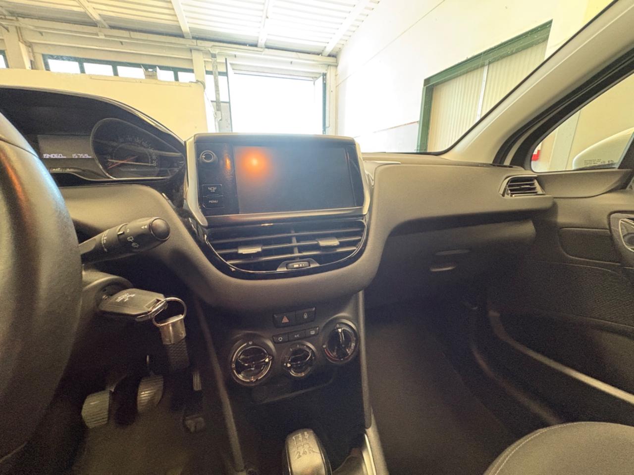 Peugeot 208 1.2 82CV 2013 Ok per neopatentati