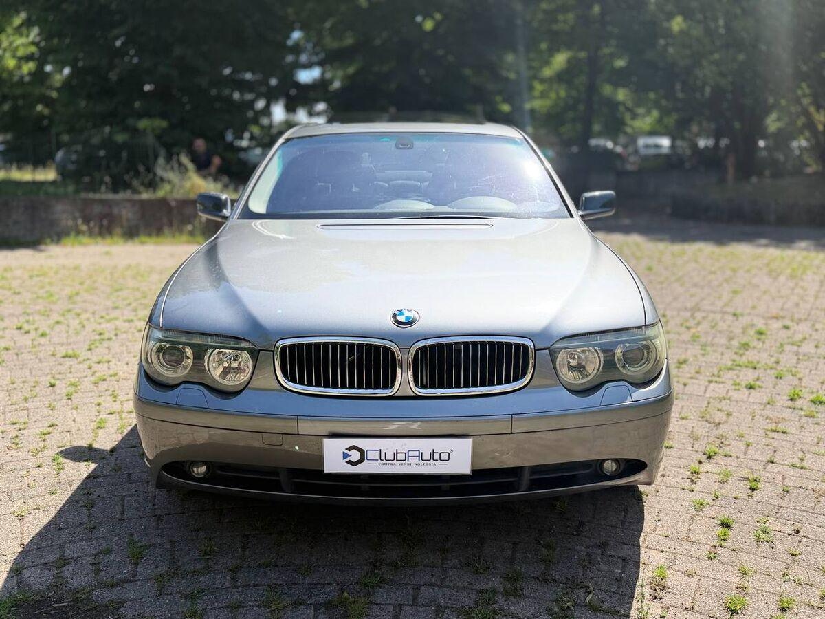 BMW Serie 7 E 65-66 745i