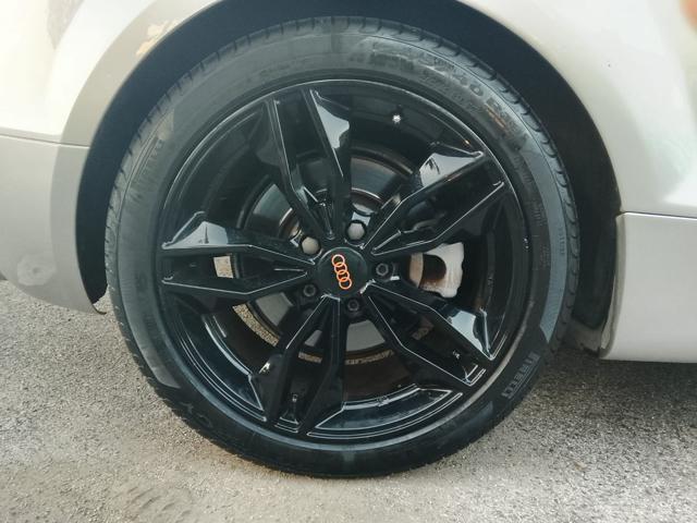 AUDI TT Coupé 3.2 V6 quattro S tronic