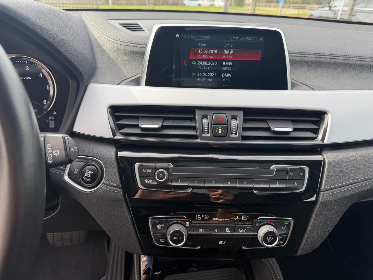 Bmw X2 sDrive18d Business-X