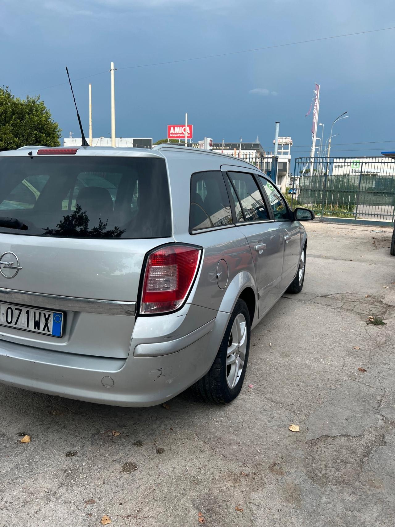 Opel Astra 1.4 16V Twinport Station Wagon Enjoy
