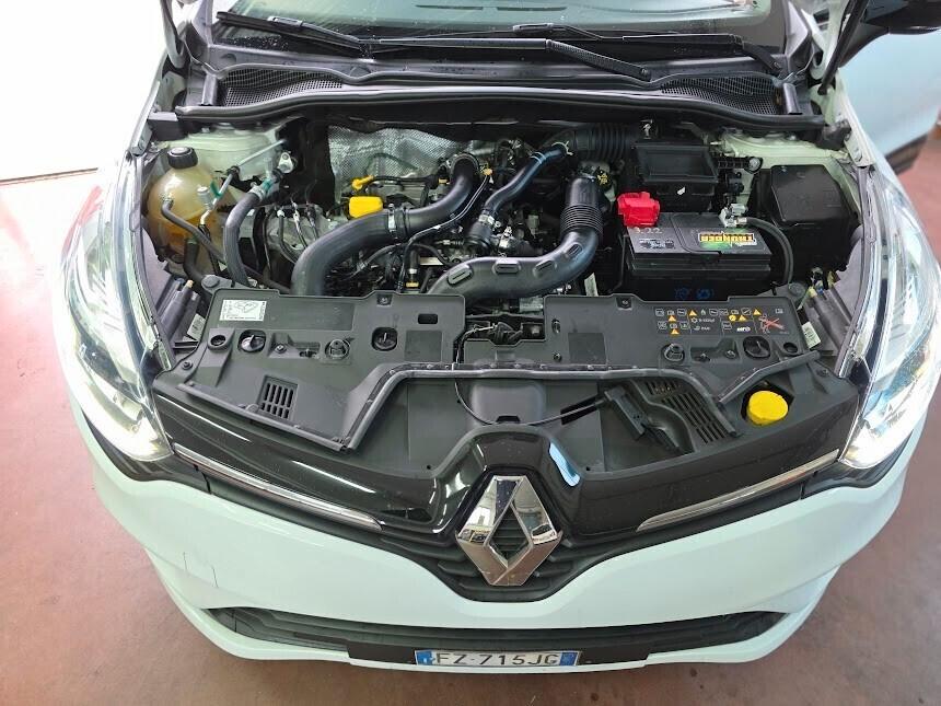 Renault Clio TCe 12V 75 CV 5 porte Moschino Zen