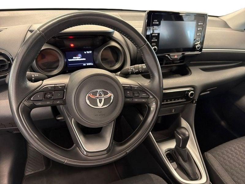 Toyota Yaris Hybrid Trend MY21