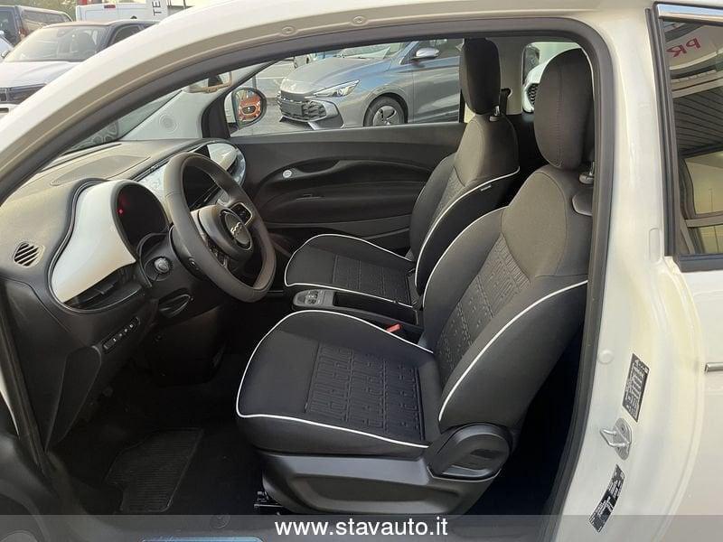 FIAT 500 Nuova Hatchback My23 La Nu