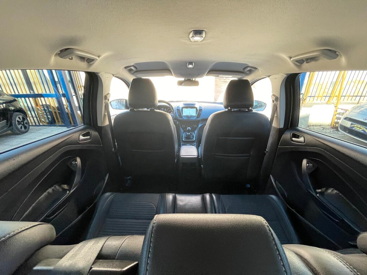 Ford Kuga 1.5 TDCI 120 CV S&S 2WD Titanium