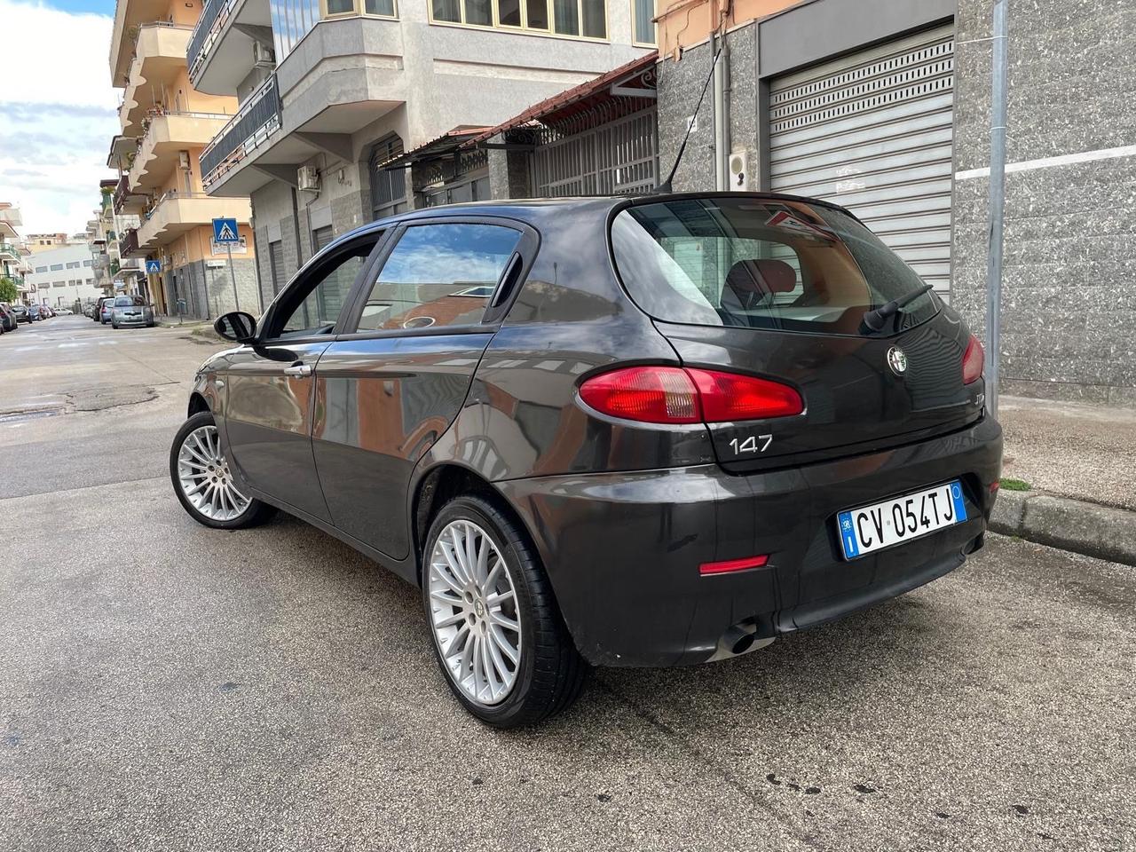 Alfa Romeo 147 Restayling 1.9M-JET 5porte Black Line SuperFull