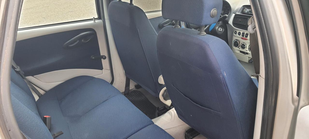 Fiat Punto 1.2 5 porte HLX