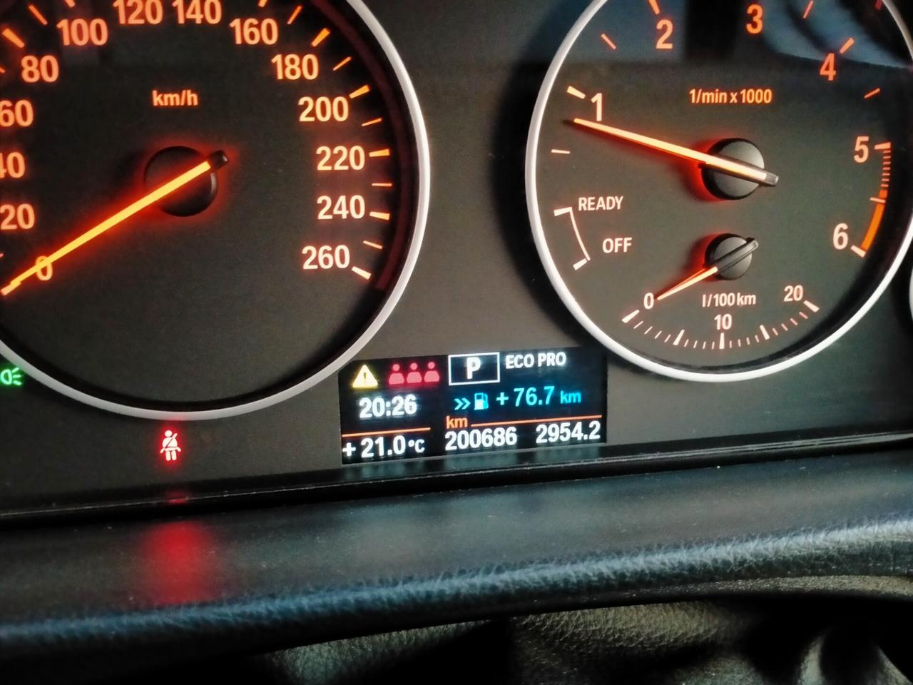 BMW 320 TOURING F31 EFF. DYNAMIC 163CV / PELLE TOTALE / VETRI PRIVACY / STEPTRONIC