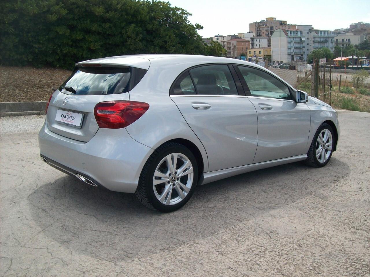 MERCEDES A 200 d CV.136 SPORT 4MATIC "2017"