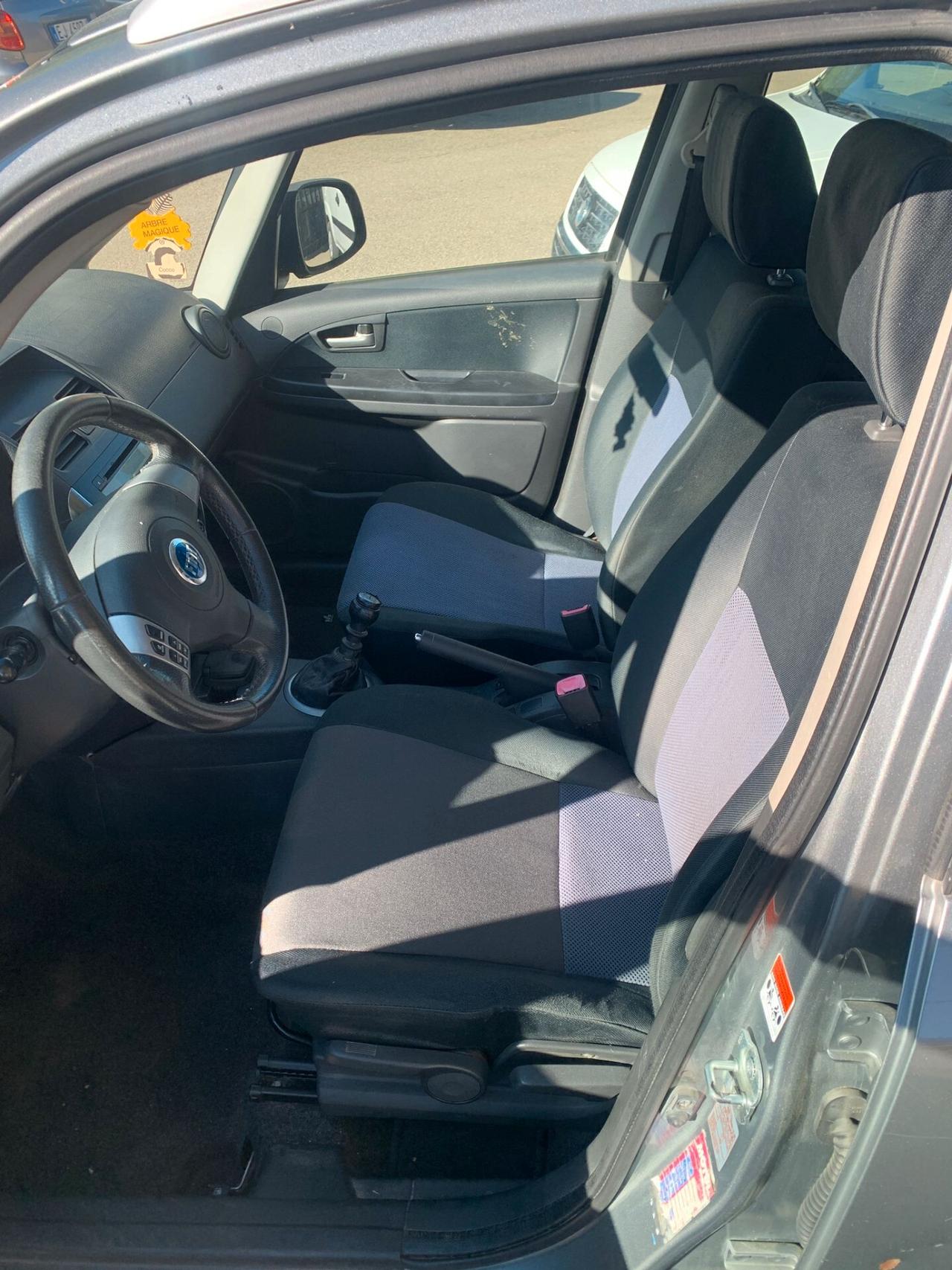 Fiat Sedici 4x4 inseribile tdi -2008- 230000 km tagliandata in buonissime condizioni