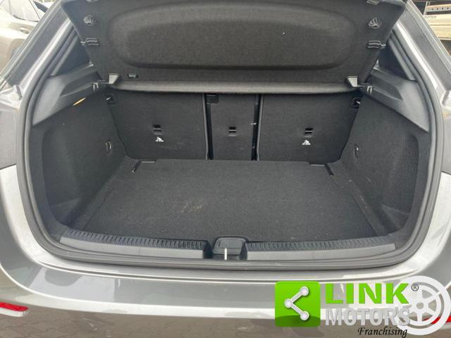MERCEDES-BENZ A 200 Automatic 4Matic Sport