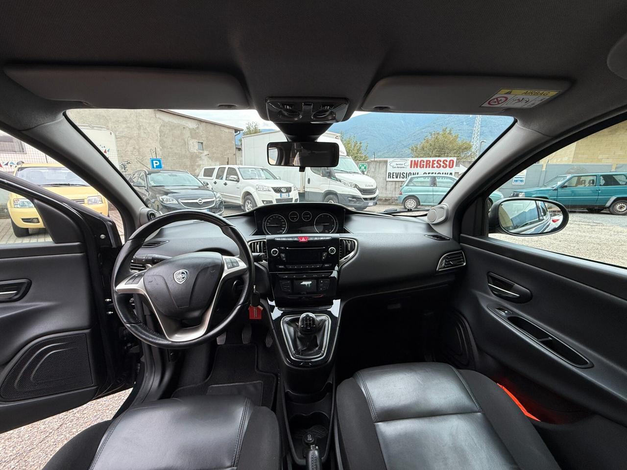 Lancia Ypsilon 1.3 MJT 16V 95 CV 5 porte S&S Platinum