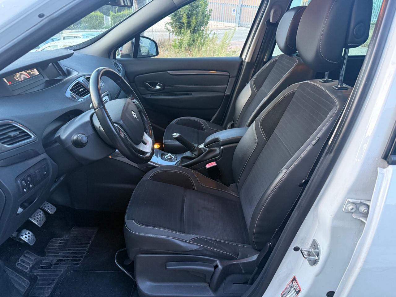Renault Scenic Scénic XMod 1.5 dCi 110CV Start&Stop Energy CROSS