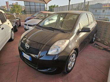 Toyota Yaris 1.3 5 porte Sol