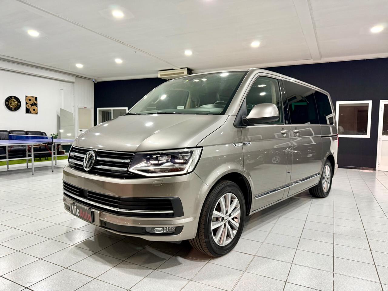Volkswagen Transporter 2.0 GENERATION SIX FULL OPTIONAL