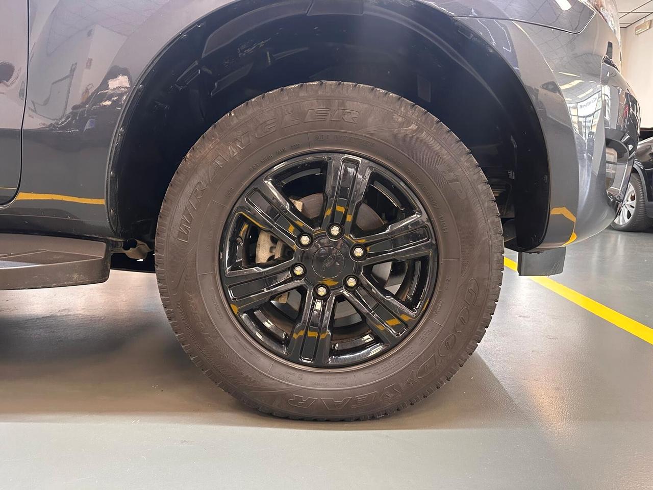 Ford Ranger 2.0 ecoblue double cab XLT 170cv * IVA ESCLUSA *