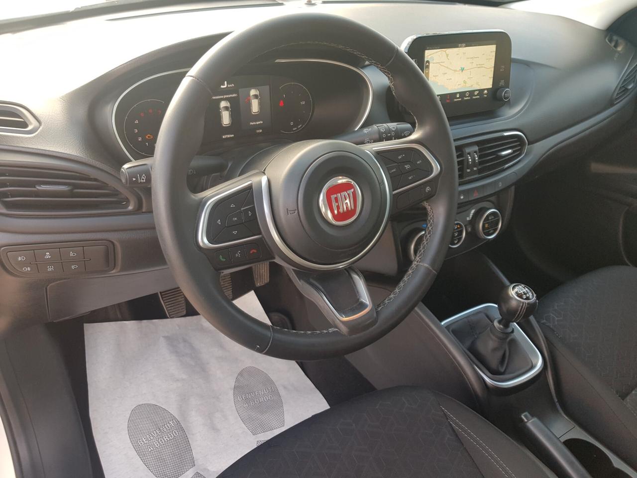 Fiat Tipo Cross 1.6 Mjt 130cv Navy Led Cruise Sensori