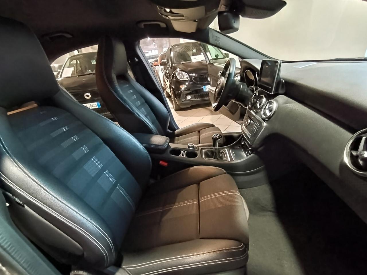 Mercedes-benz A 180 Sport Navi/LED/Telecamera/Cerchi 18