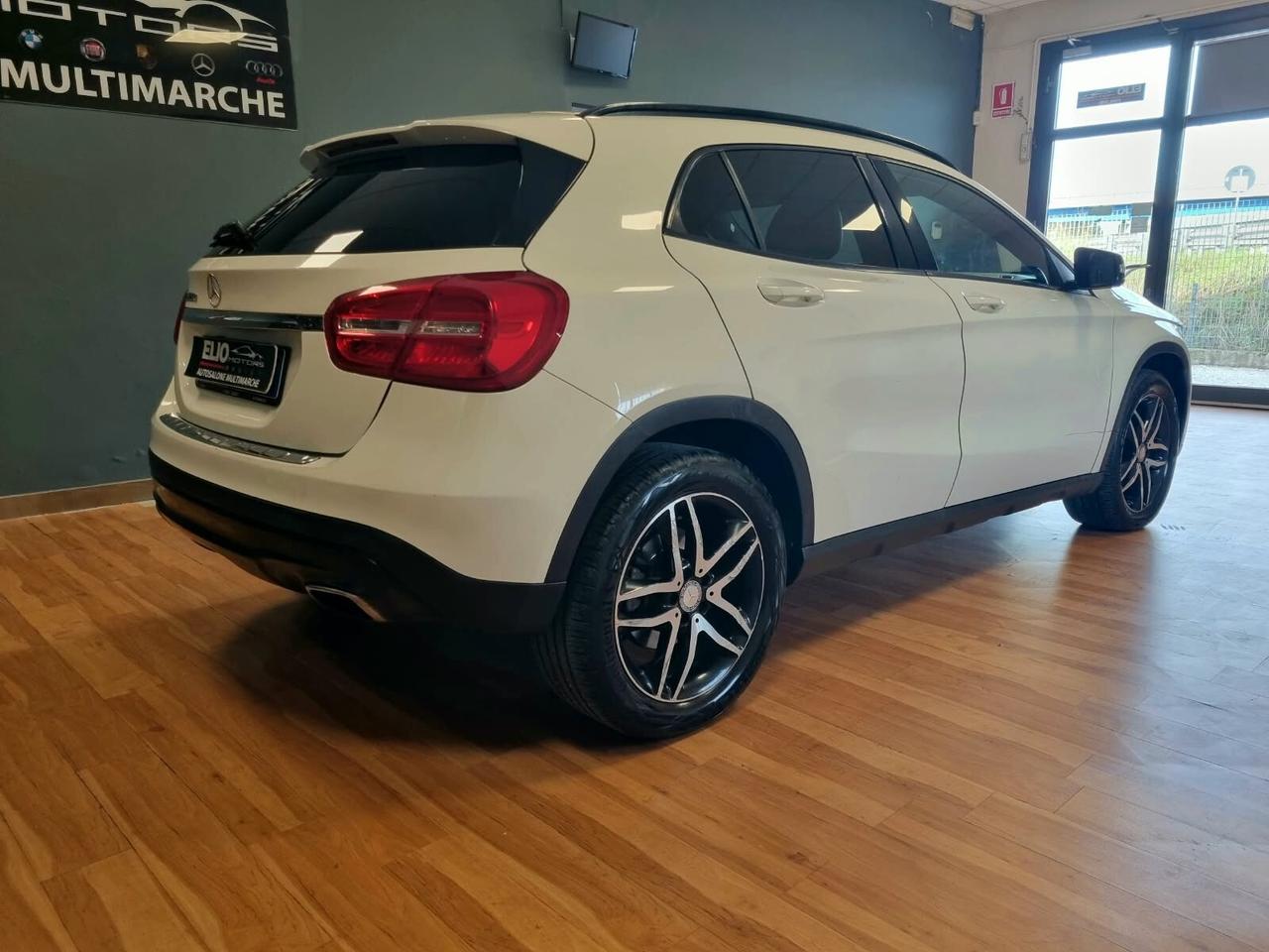 Mercedes-benz GLA 200 d Automatic Premium