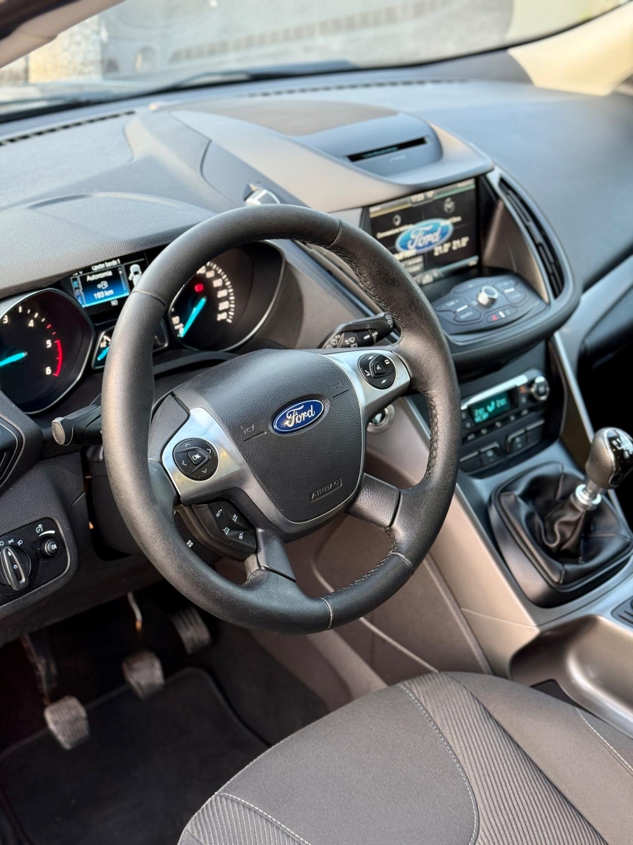 Ford Kuga 2.0 TDCI 120 CV S&S 2WD Titanium 2015