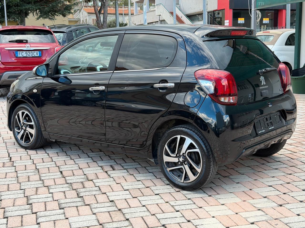 Peugeot 108 VTi 68 5 porte Allure