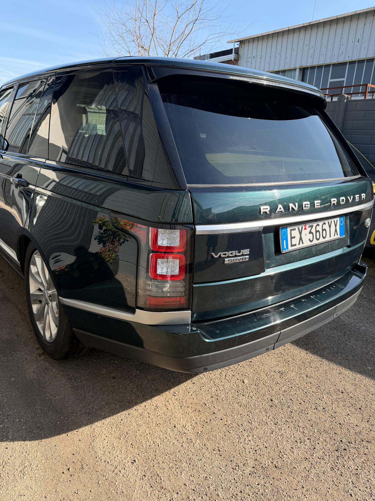 Land Rover Range 4.4 SDV8 Autobiography Black
