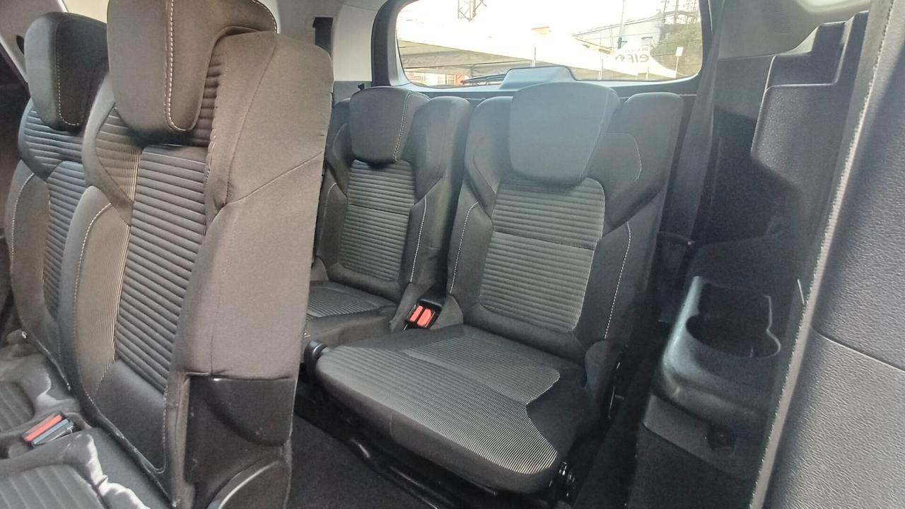 Renault Grand Scenic Blue dCi 120 CV EDC Business